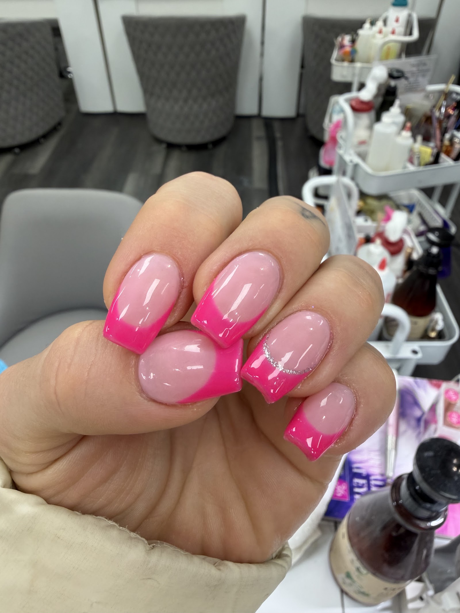 Glossy Nail nail photo 3